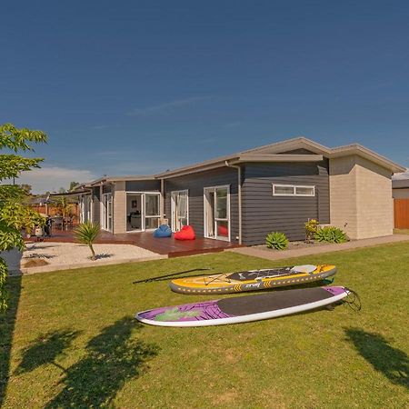Modern Beach Pad - Whitianga Holiday Home Экстерьер фото